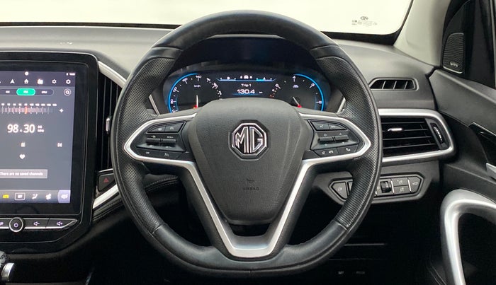 2019 MG HECTOR SHARP DCT PETROL, Petrol, Automatic, Steering Wheel Close Up