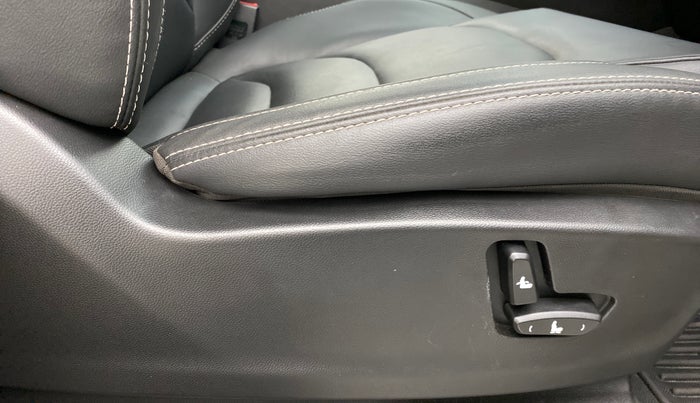 2019 MG HECTOR SHARP DCT PETROL, Petrol, Automatic, Driver Side Adjustment Panel
