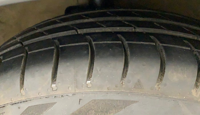 2018 Maruti Celerio X ZXI AMT, CNG, Automatic, 91,098 km, Right Front Tyre Tread