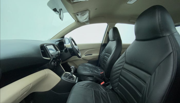 2019 Hyundai NEW SANTRO SPORTZ AMT, Petrol, Automatic, 22,261 km, Right Side Front Door Cabin