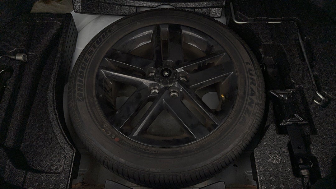 2014 Toyota Camry Rz S.e., Automatic, 162214 km, Spare Wheel