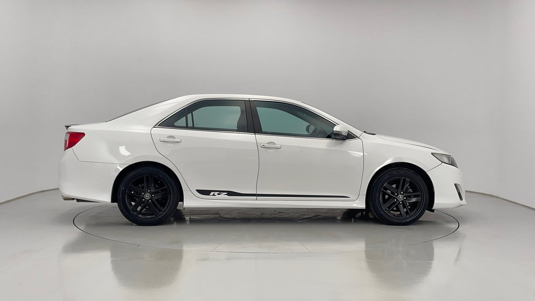 2014 Toyota Camry Rz S.e., Automatic, 162214 km, Right Side View