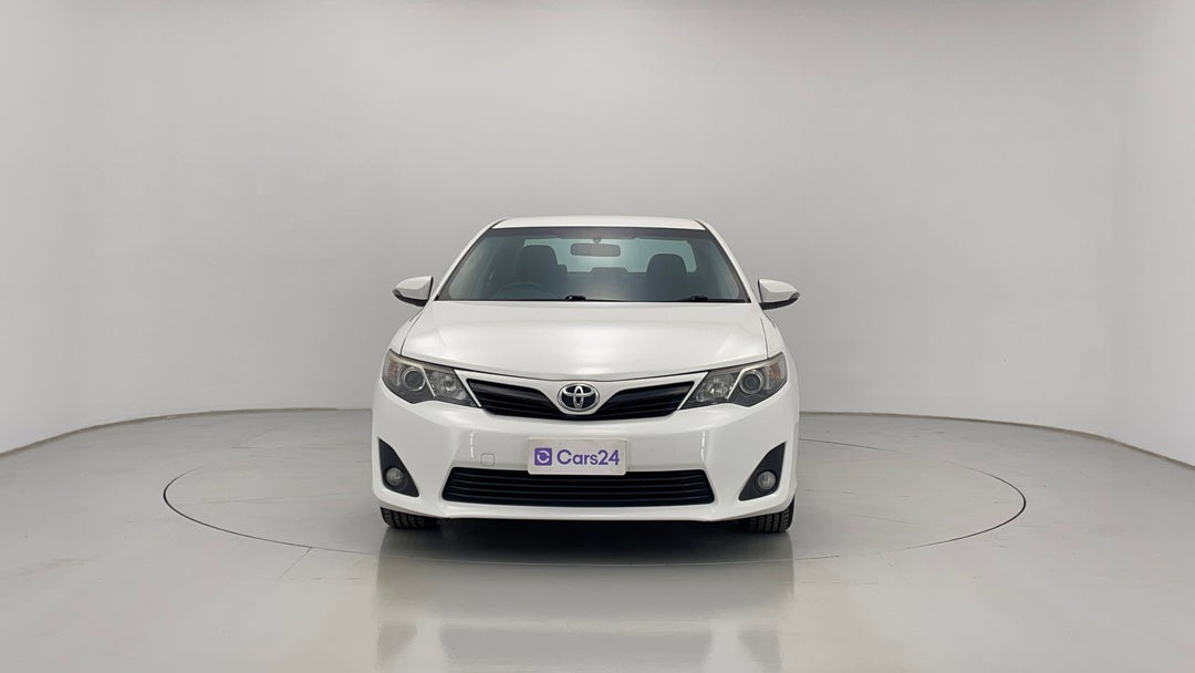 2014 Toyota Camry Rz S.e., Automatic, 162214 km, Front View