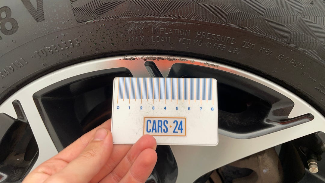 Wheels Rim Front LHS Scuff