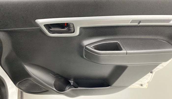 2019 Maruti S PRESSO VXI AGS, Petrol, Automatic, 67,166 km, Driver Side Door Panels Control