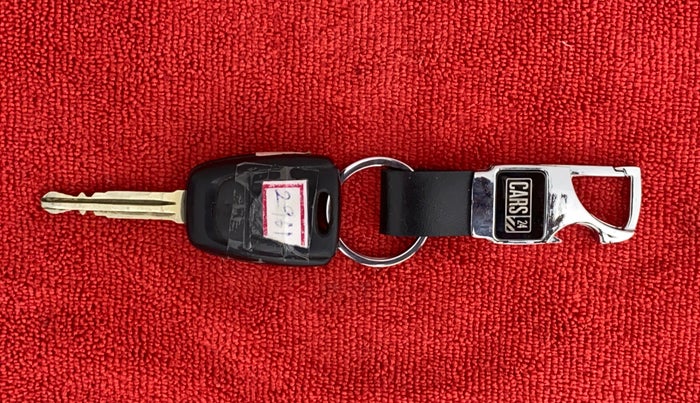 2018 Hyundai Eon SPORTZ, Petrol, Manual, 87,043 km, Key Close Up