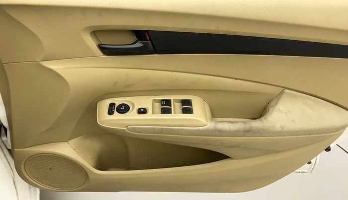 2011 Honda City 1.5L I-VTEC S MT, Petrol, Manual, 29,278 km, Driver Side Door Panels Control