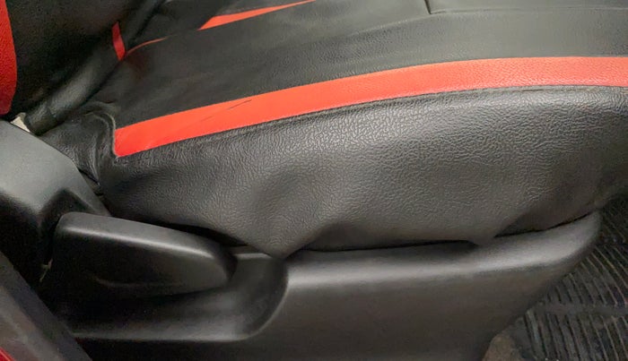 2018 Datsun Redi Go T (O), Petrol, Manual, 57,646 km, Driver Side Adjustment Panel