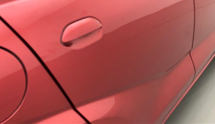 2018 Datsun Redi Go T (O), Petrol, Manual, 57,646 km, Right rear door - Slightly dented