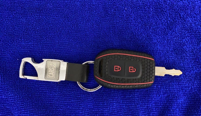 2018 Datsun Redi Go T (O), Petrol, Manual, 57,646 km, Key Close Up