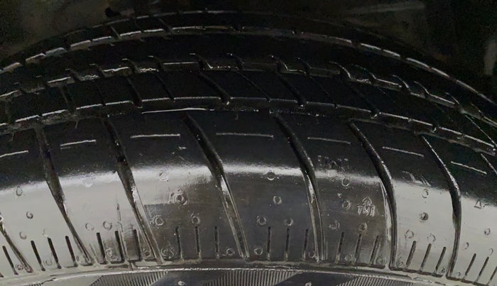 2012 Maruti Swift Dzire ZDI, Diesel, Manual, 71,457 km, Left Front Tyre Tread