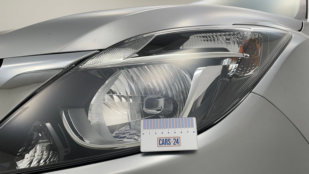 Lights Headlights LHS Scratch