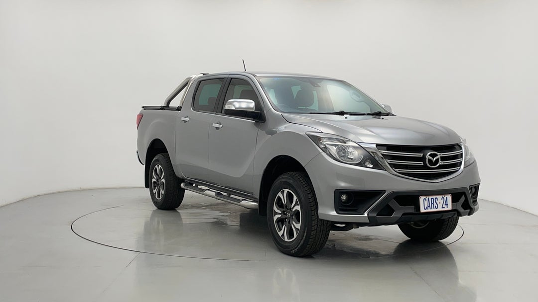 Right Front Diagonal (45- Degree) View