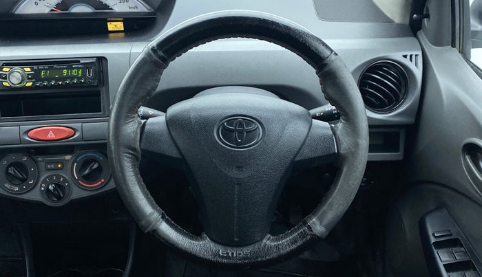 2012 Toyota Etios Liva GD, Diesel, Manual, 1,59,864 km, Steering Wheel Close Up