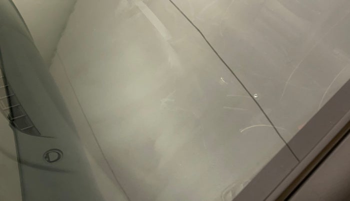 2017 Maruti Baleno DELTA PETROL 1.2, Petrol, Manual, 37,939 km, Front windshield - Minor spot on windshield