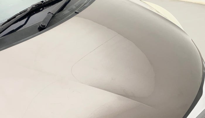 2014 Honda Brio VX MT, Petrol, Manual, 55,425 km, Bonnet (hood) - Paint has minor damage