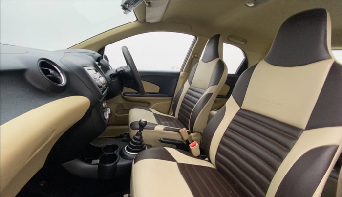 2014 Honda Brio VX MT, Petrol, Manual, 55,425 km, Right Side Front Door Cabin