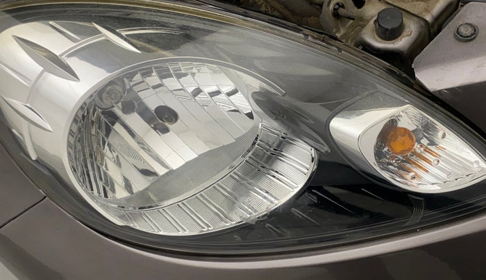 2014 Honda Brio VX MT, Petrol, Manual, 55,425 km, Right headlight - Minor scratches