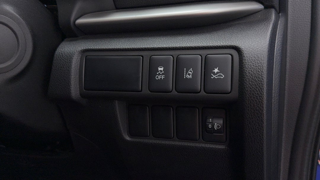 2023 Mitsubishi Eclipse Cross Ls (2wd), Automatic, 53498 km, Utility Switches/Buttons