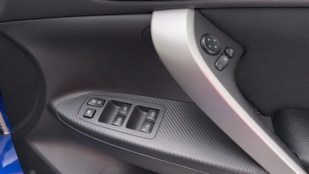 2023 Mitsubishi Eclipse Cross Ls (2wd), Automatic, 53498 km, Drivers Side Door Panel Controls