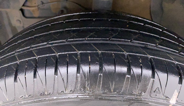 2022 Maruti BREZZA ZXI + SMART HYBRID, Petrol, Manual, 16,525 km, Left Front Tyre Tread