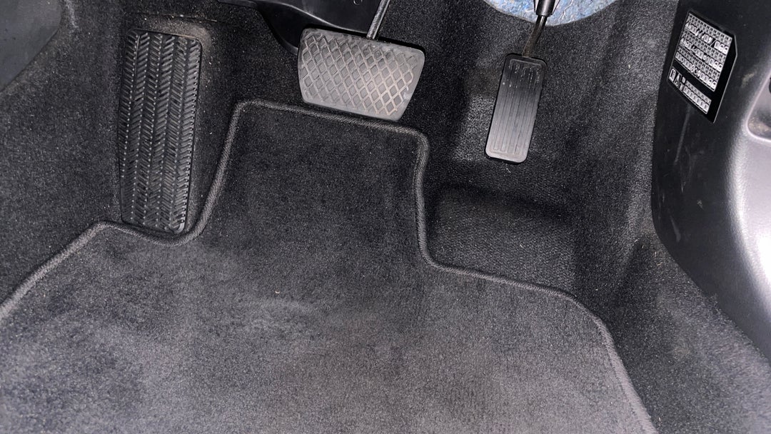 2017 Honda Civic Vti-l, Automatic, 52090 km, Pedals and Footmat