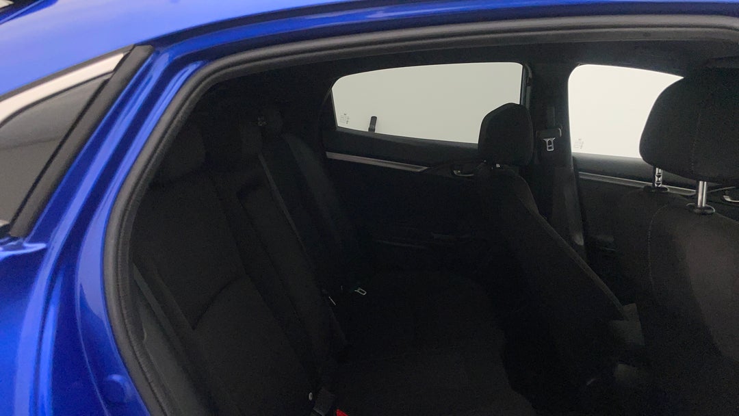 2017 Honda Civic Vti-l, Automatic, 52090 km, Right Side Rear Door Cabin View