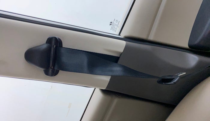 2016 Hyundai i10 MAGNA 1.1, Petrol, Manual, 71,197 km, Front left seat (passenger seat) - Retractor not working