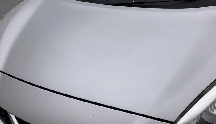 2018 Nissan Micra XV CVT, Petrol, Automatic, 65,935 km, Bonnet (hood) - Minor scratches