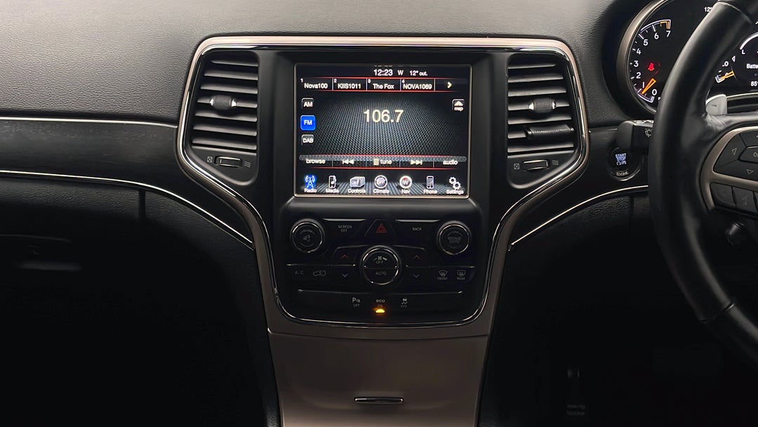 2015 Jeep Grand Cherokee Limited (4x4), Automatic, 85195 km, Center Console