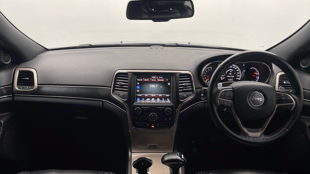 2015 Jeep Grand Cherokee Limited (4x4), Automatic, 85195 km, Dashboard View