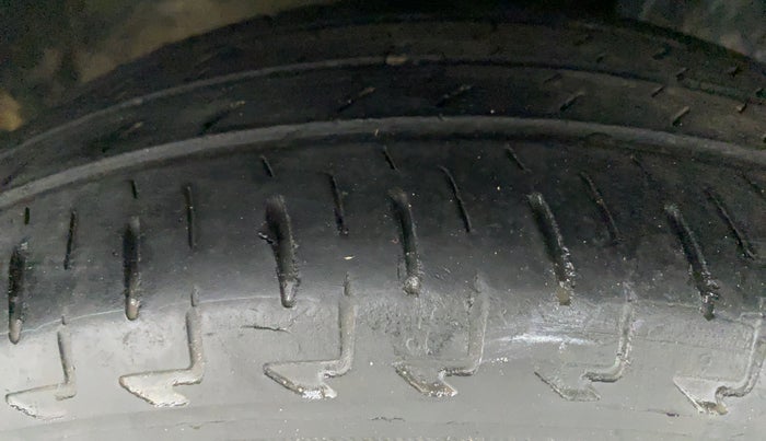 2018 Maruti IGNIS DELTA 1.2, Petrol, Manual, 32,089 km, Right Front Tyre Tread