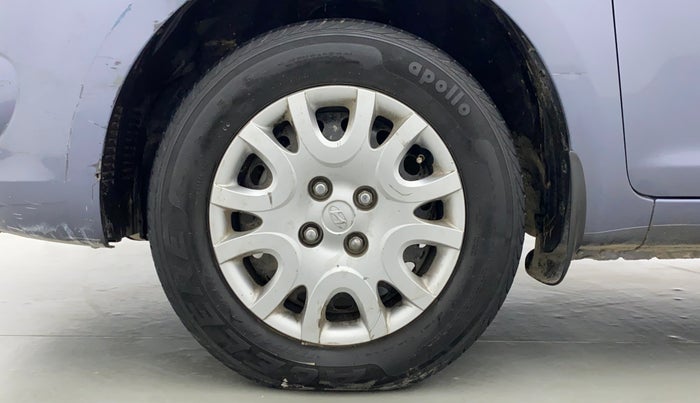 2011 Hyundai i20 MAGNA O 1.2, Petrol, Manual, 29,806 km, Left Front Wheel