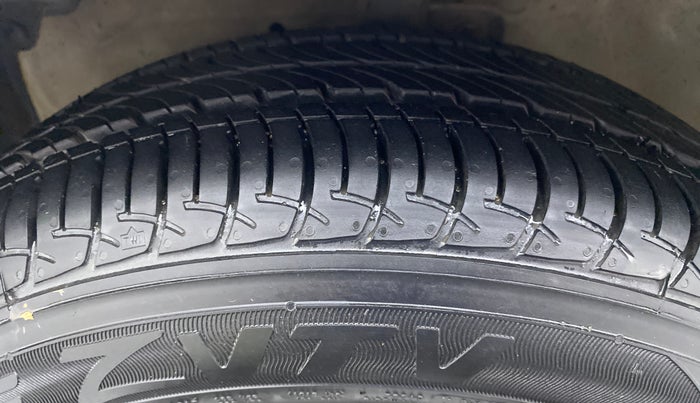2019 Maruti Celerio ZXI D, Petrol, Manual, 58,542 km, Left Front Tyre Tread