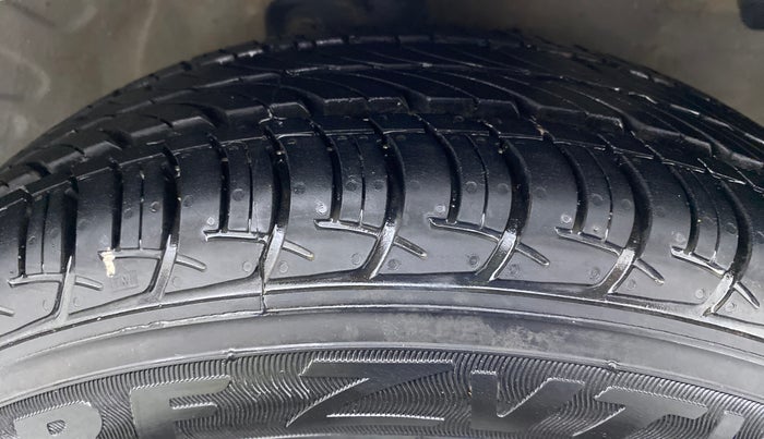 2019 Maruti Celerio ZXI D, Petrol, Manual, 58,542 km, Right Front Tyre Tread