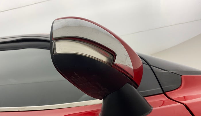 2017 Maruti Baleno DELTA PETROL 1.2, Petrol, Manual, 47,685 km, Right rear-view mirror - Mirror movement not proper