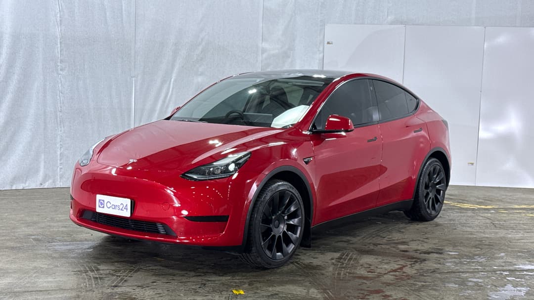 2022 Tesla Model Y Rear-wheel Drive, Automatic, 31139 km, Left Front Diagonal (45- Degree) View