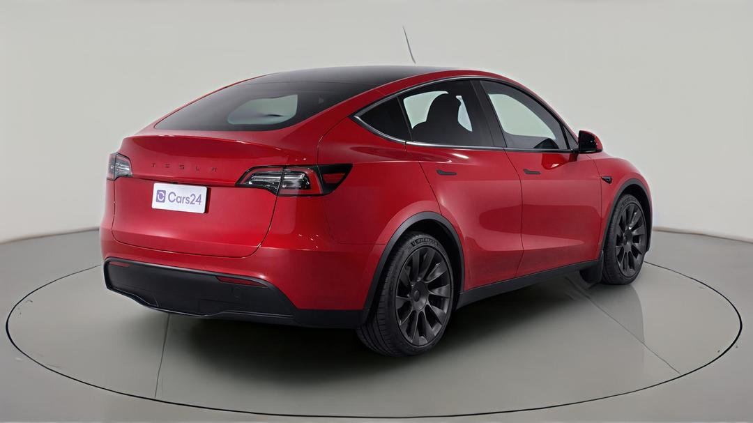 2022 Tesla Model Y Rear-wheel Drive, Automatic, 31139 km, Right Back Diagonal (45- Degree) View