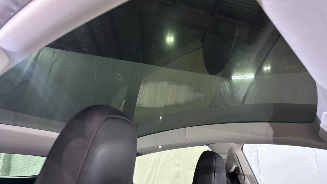 2022 Tesla Model Y Rear-wheel Drive, Automatic, 31139 km, Interior Sunroof/Moonroof