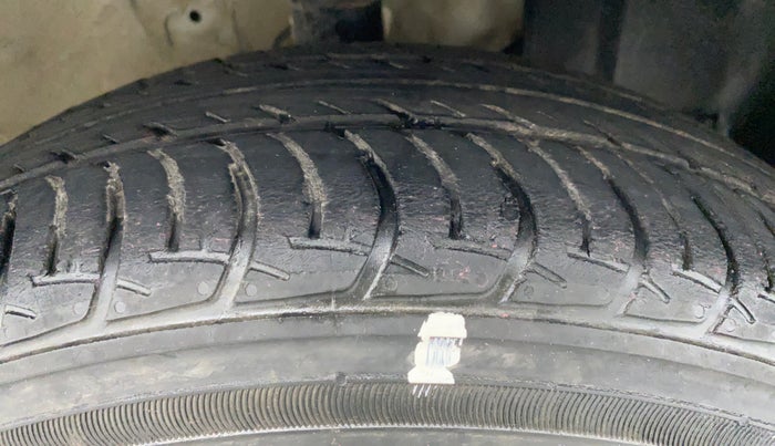 2019 Maruti New Wagon-R 1.0 VXI (O), Petrol, Manual, 25,972 km, Right Front Tyre Tread