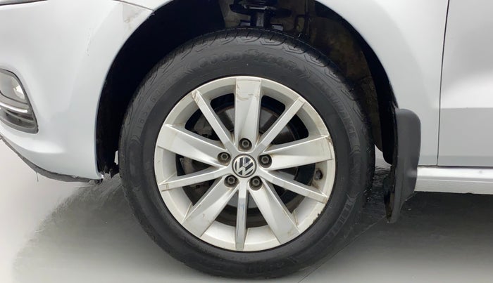 2015 Volkswagen Polo HIGHLINE1.2L, Petrol, Manual, 85,767 km, Left Front Wheel