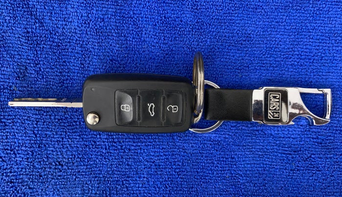2015 Volkswagen Polo HIGHLINE1.2L, Petrol, Manual, 85,767 km, Key Close Up