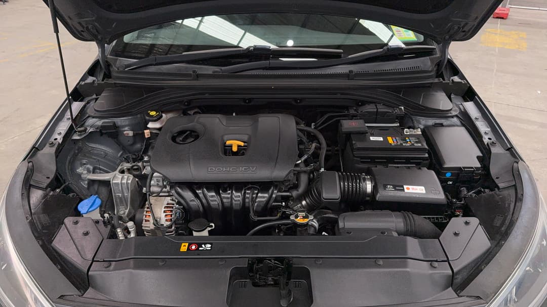 2018 Hyundai Elantra Go, Automatic, 64710 km, Open Bonnet (Engine)