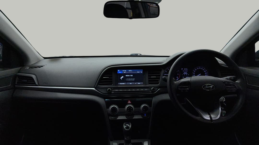 2018 Hyundai Elantra Go, Automatic, 64710 km, Dashboard View