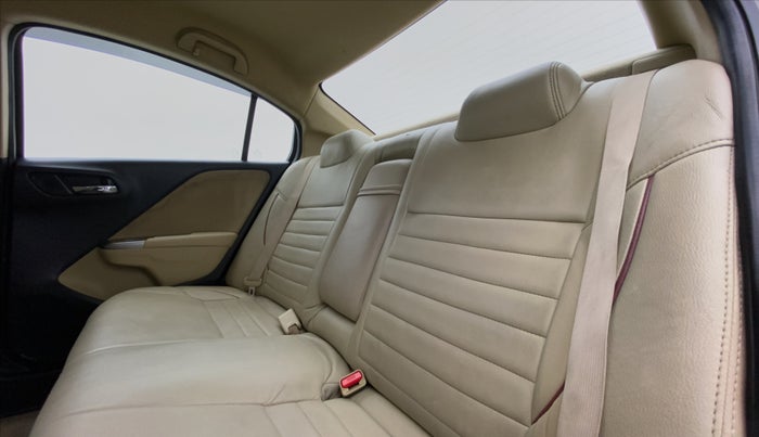 2014 Honda City V MT PETROL, Petrol, Manual, 67,249 km, Right Side Rear Door Cabin