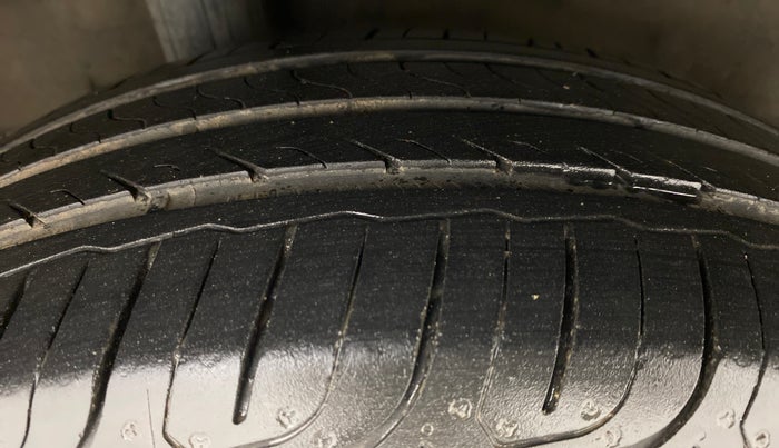 2014 Honda City V MT PETROL, Petrol, Manual, 67,249 km, Right Rear Tyre Tread