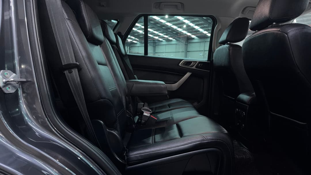 2020 Ford Everest Trend (4WD 7 Seat), Automatic, 71831 km, Right Side Rear Door Cabin View
