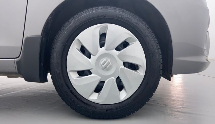 2019 Maruti Celerio ZXI D, Petrol, Manual, 6,559 km, Right Front Tyre