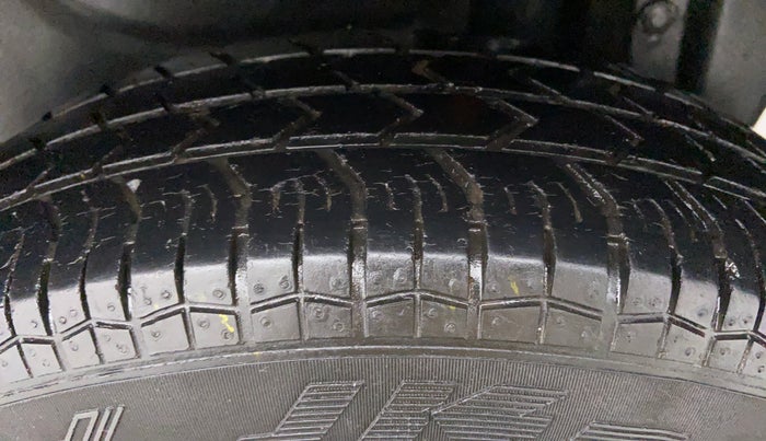 2012 Maruti Swift Dzire VDI BS IV, Diesel, Manual, 1,62,668 km, Left Rear Tyre Tread