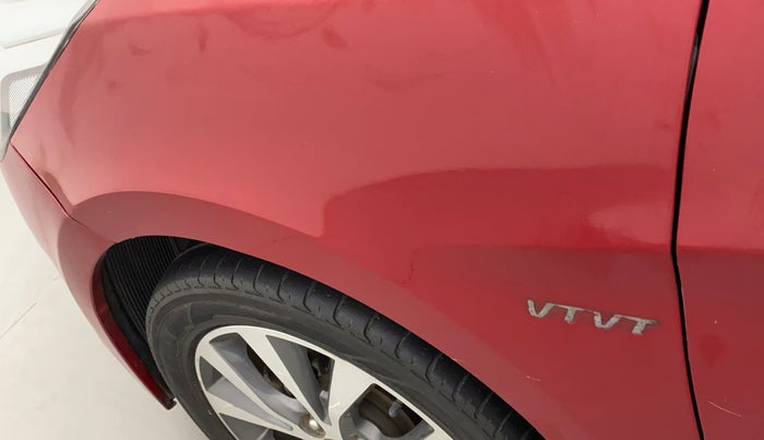 2015 Hyundai Verna FLUIDIC 4S1.6 VTVT S O AT, Petrol, Automatic, 81,562 km, Left fender - Slightly dented
